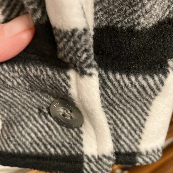 Eddie Bauer Black and White Microfleece Shirt - Picture 5 of 8